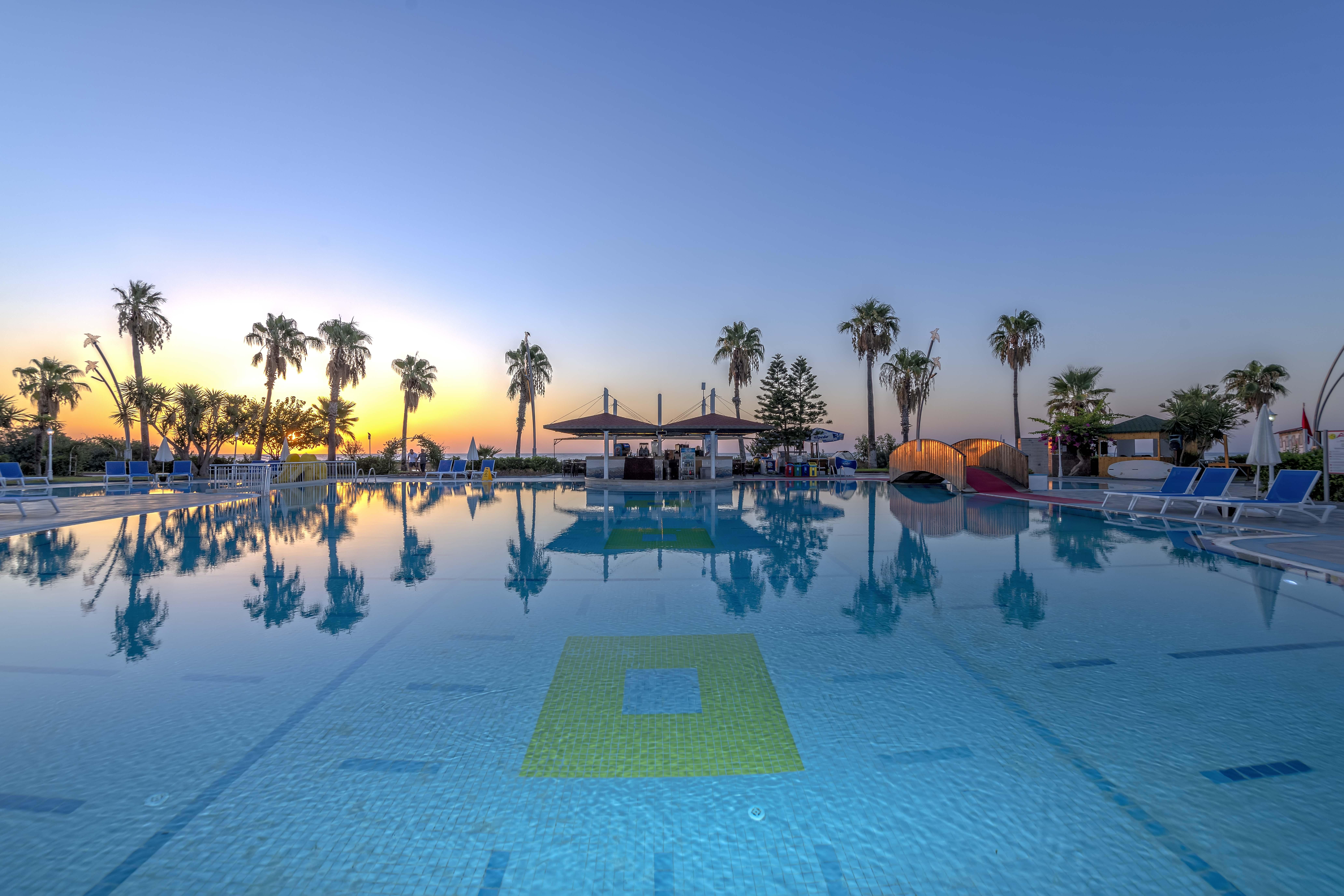 Labada Beach Hotel Çamyuva Exterior foto